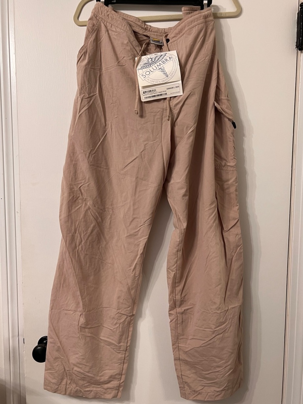 NWT SOLUMBRA SPF PROTECTION CARGO PANTS ✨